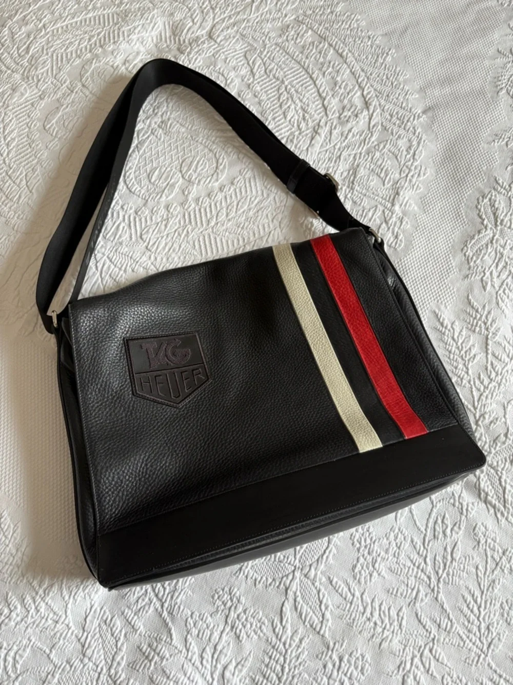 Tag Heuer Crossbody messenger bag pebbled leather luxury black Men’s
